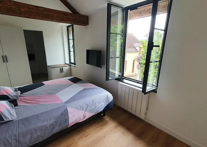 بيت للعطل Factory *